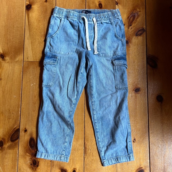 GAP Mid Rise Easy Cargo Jeans - Picture 6 of 8